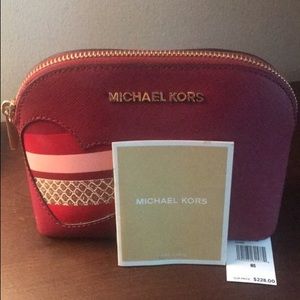 Micheal Kors Clutch